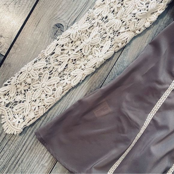 Ryu Long Sleeve Crocheted Top Size Medium NWT - Picture 3 of 8